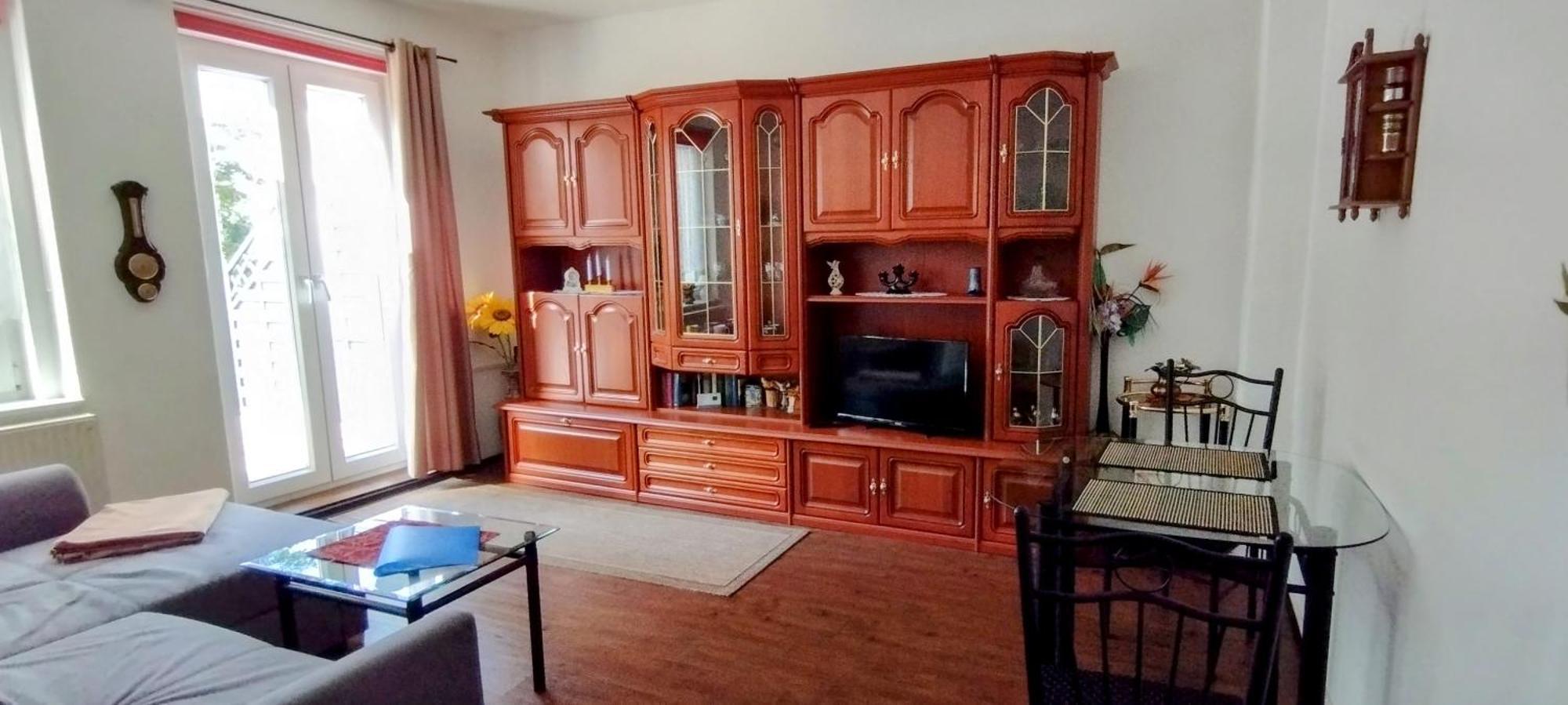 Schneider Apartment